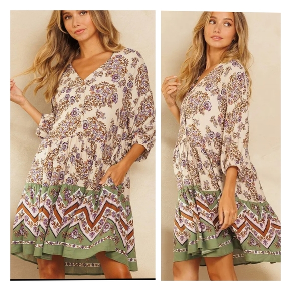 Boho Cream/purple floral v-neck quarter sleeve tiered shift dress with pockets - Picture 1 of 10
